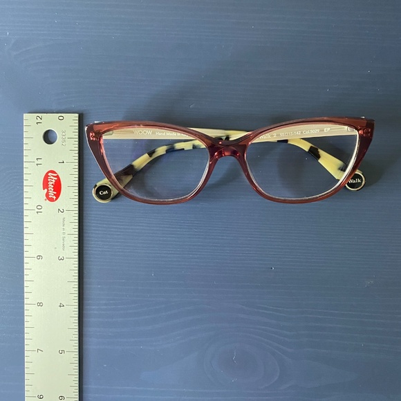 WOOW Cat Walk 2 in Transparent Blackcurrant Glasses - Picture 4 of 12